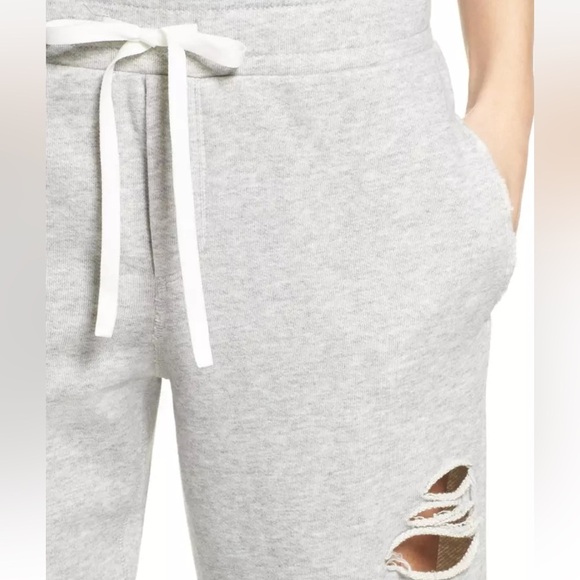 ALO Yoga Ripped Sweatpants - Picture 3 of 12